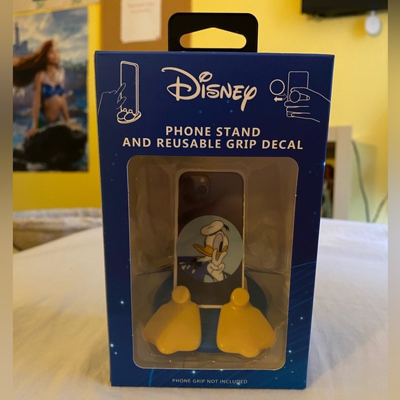 Disney Phone Stand and Reusable Grip Decal *NEW - Donald Duck - Picture 1 of 4